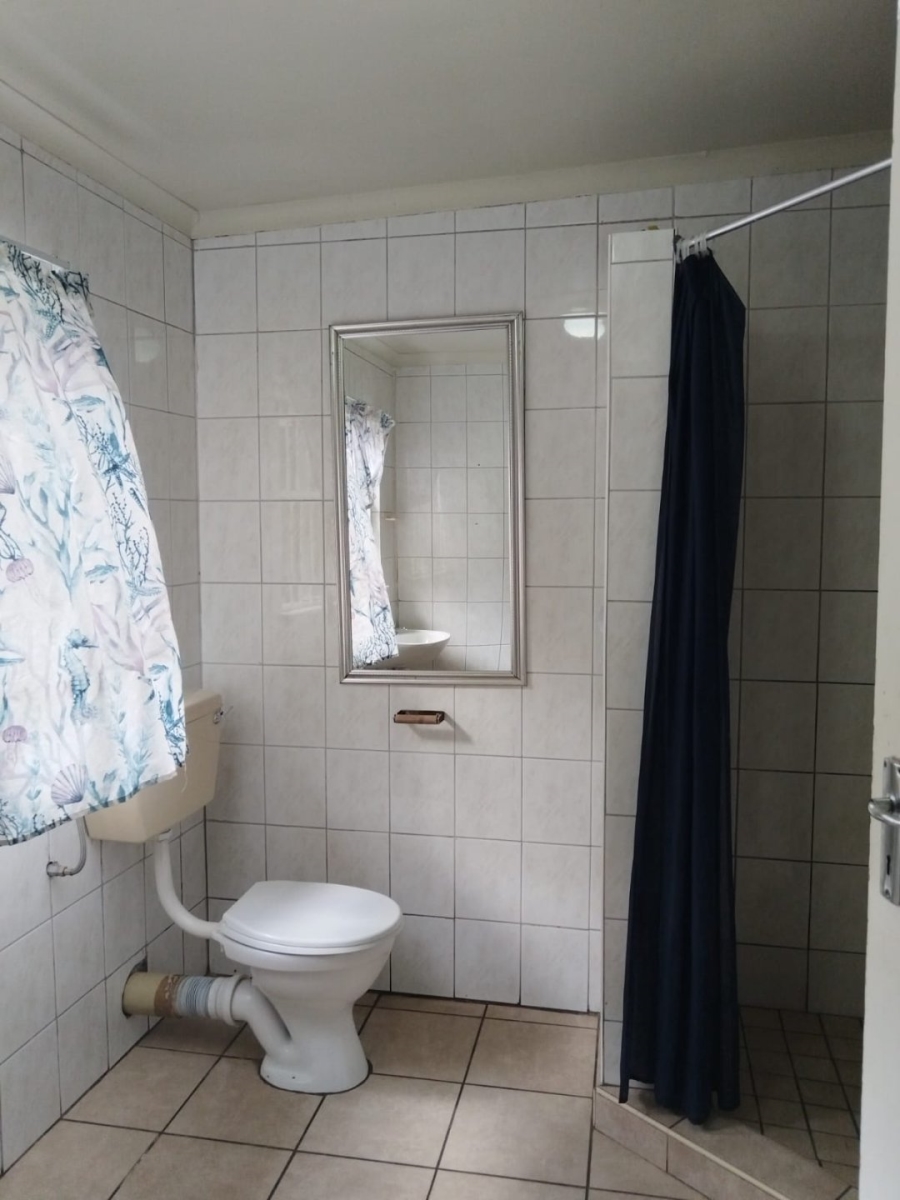 9 Bedroom Property for Sale in Brandwag Free State